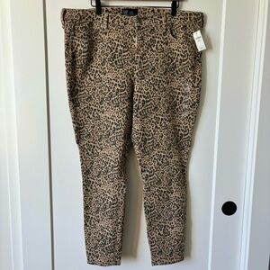 GAP Leopard Print Universal Leggings Jeans- Size 20/35R